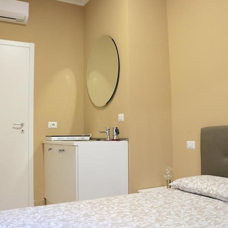 Portello Double Rooms Flat - 3 People Милано Екстериор снимка