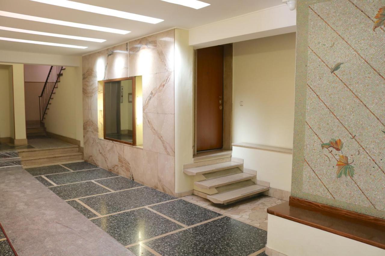 Portello Double Rooms Flat - 3 People Милано Екстериор снимка